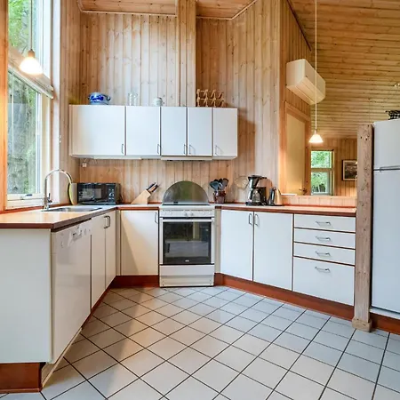 Dyrevenlig Bolig I Med Sauna Hasle