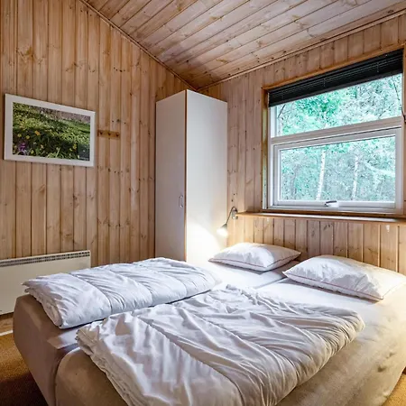 Feriehus Dyrevenlig Bolig I Med Sauna