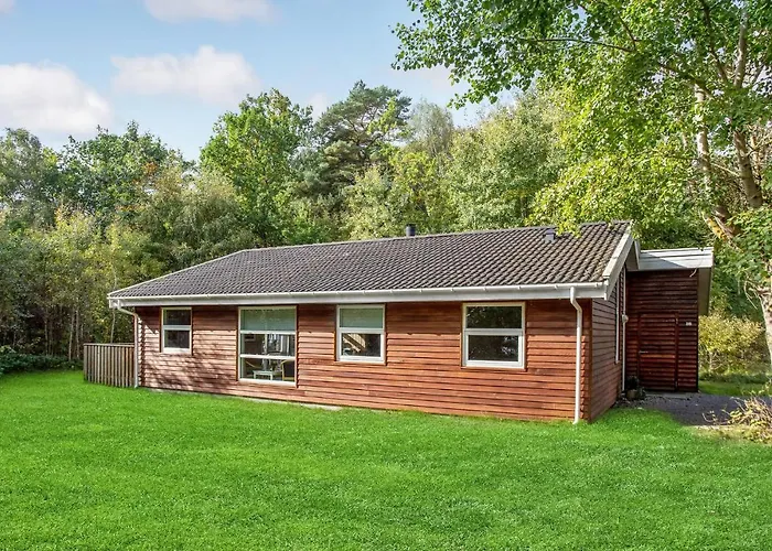 Vakantiehuis 4 Bedroom Amazing In Hasle