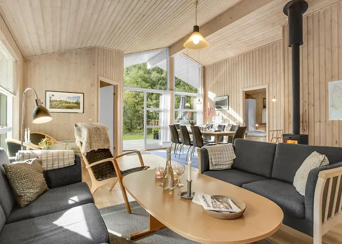 Vakantiehuis 4 Bedroom Amazing In Hasle
