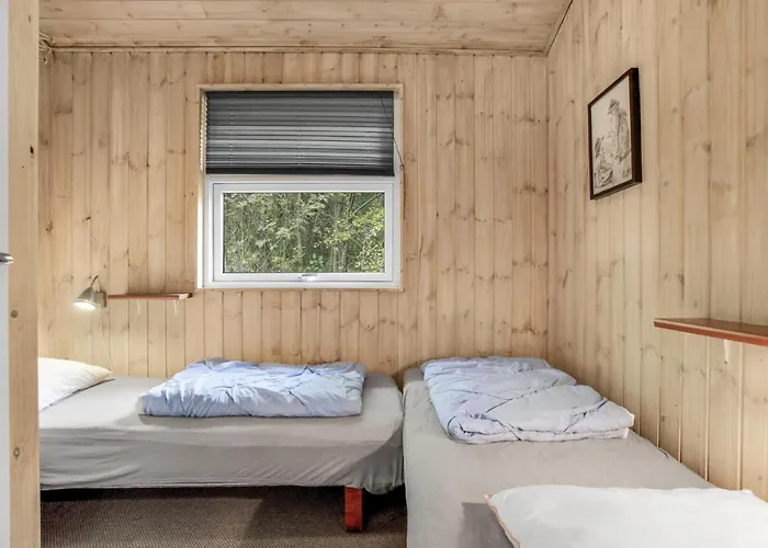 Vakantiehuis 4 Bedroom Amazing In